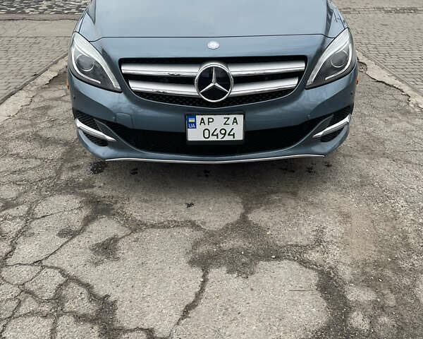 Серый Мерседес Б-класс, объемом двигателя 0 л и пробегом 164 тыс. км за 8500 $, фото 6 на Automoto.ua