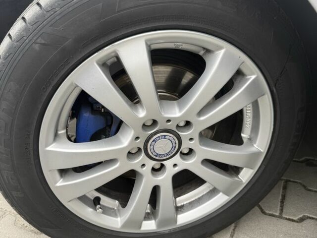 Серый Мерседес Б-класс, объемом двигателя 1.5 л и пробегом 156 тыс. км за 12500 $, фото 11 на Automoto.ua