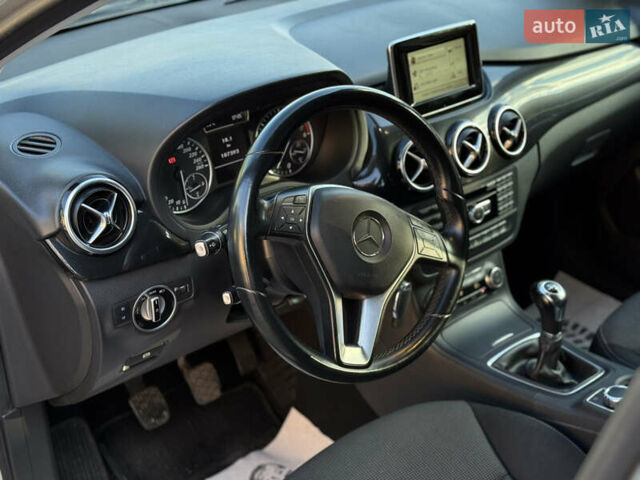 Мерседес Б-класс 2014 в Мукачеве на Automoto.ua Серый Мерседес Б-класс, объемом двигателя 1.5 л и пробегом 188 тыс. км за 11850 $, фото 23 на Automoto.ua