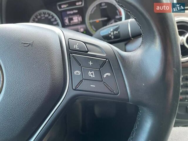 Серый Мерседес Б-класс, объемом двигателя 0 л и пробегом 59 тыс. км за 9490 $, фото 23 на Automoto.ua