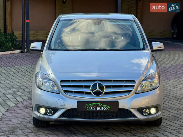 Мерседес Б-класс 2014 в Мукачеве на Automoto.ua Серый Мерседес Б-класс, объемом двигателя 1.5 л и пробегом 188 тыс. км за 11850 $, фото 4 на Automoto.ua