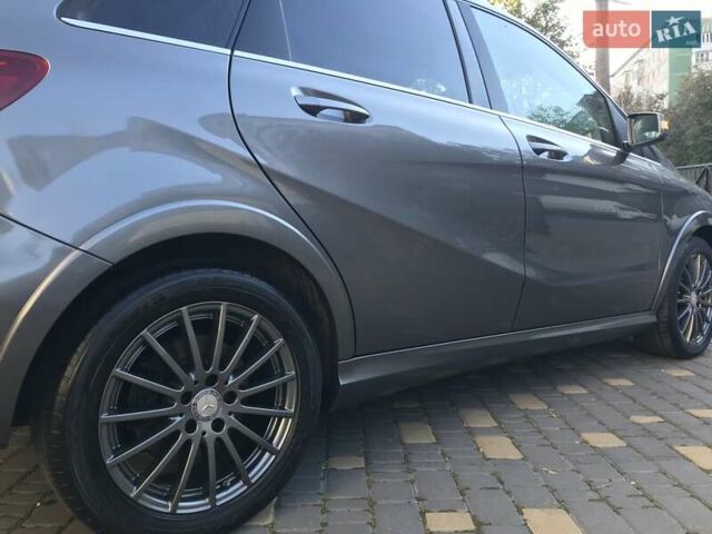 Серый Мерседес Б-класс, объемом двигателя 0 л и пробегом 164 тыс. км за 9599 $, фото 62 на Automoto.ua