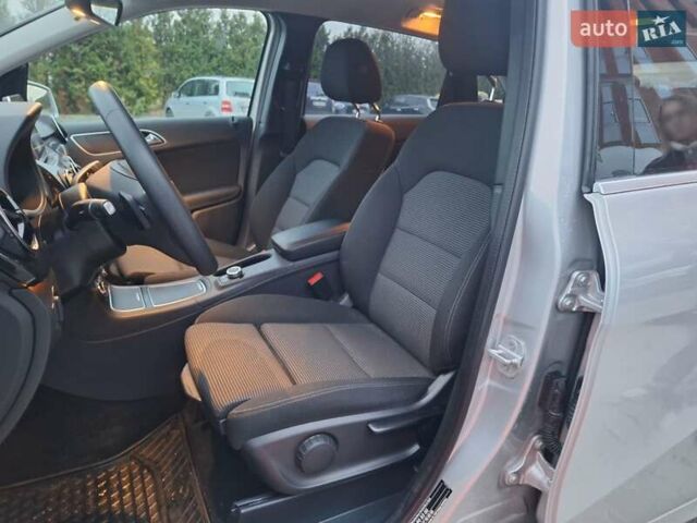 Серый Мерседес Б-класс, объемом двигателя 0 л и пробегом 45 тыс. км за 10500 $, фото 19 на Automoto.ua