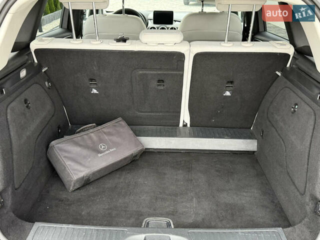 Сірий Мерседес Б-клас, об'ємом двигуна 0 л та пробігом 115 тис. км за 9450 $, фото 8 на Automoto.ua