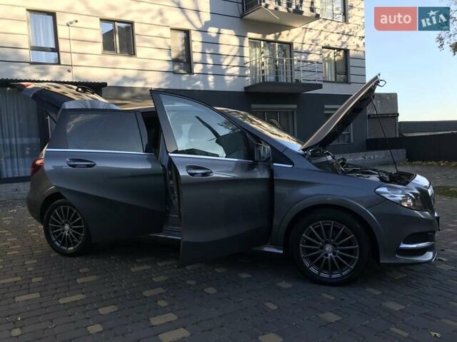 Серый Мерседес Б-класс, объемом двигателя 0 л и пробегом 164 тыс. км за 9599 $, фото 31 на Automoto.ua