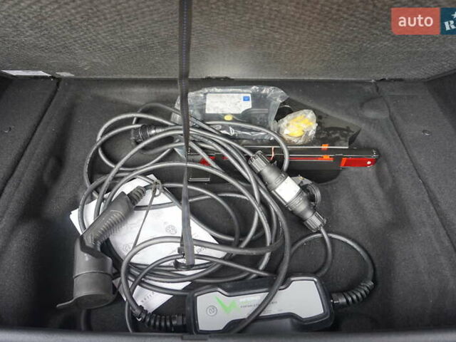 Серый Мерседес Б-класс, объемом двигателя 0 л и пробегом 77 тыс. км за 10995 $, фото 49 на Automoto.ua