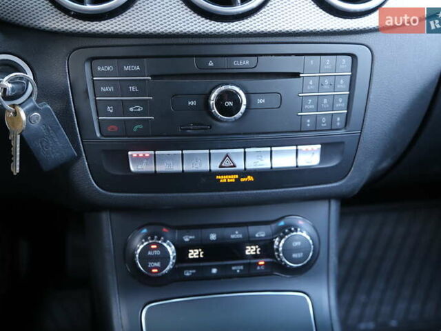 Серый Мерседес Б-класс, объемом двигателя 0 л и пробегом 144 тыс. км за 9900 $, фото 19 на Automoto.ua