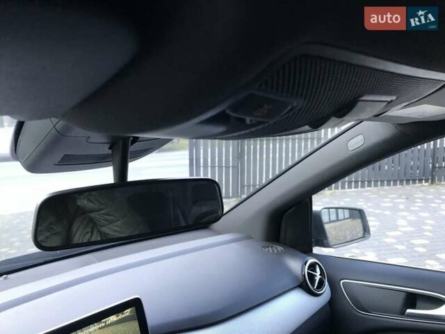 Серый Мерседес Б-класс, объемом двигателя 0 л и пробегом 164 тыс. км за 9599 $, фото 113 на Automoto.ua