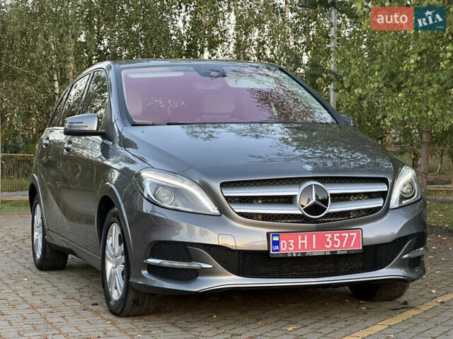 Сірий Мерседес Б-клас, об'ємом двигуна 0 л та пробігом 88 тис. км за 10299 $, фото 16 на Automoto.ua
