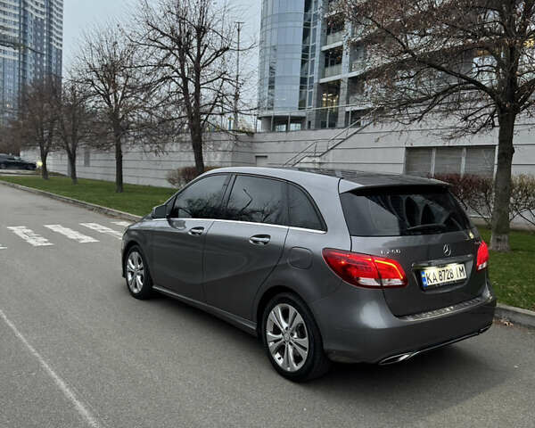 Серый Мерседес Б-класс, объемом двигателя 1.99 л и пробегом 98 тыс. км за 15500 $, фото 5 на Automoto.ua