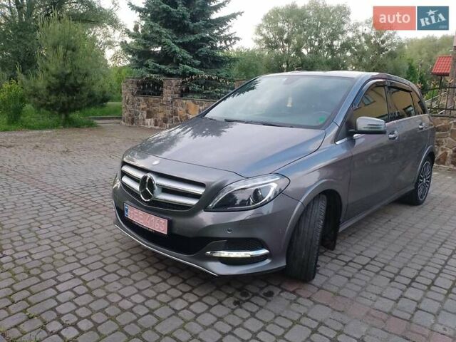 Сірий Мерседес Б-клас, об'ємом двигуна 0 л та пробігом 101 тис. км за 11600 $, фото 9 на Automoto.ua