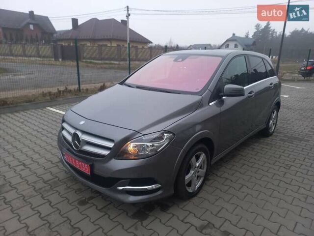 Серый Мерседес Б-класс, объемом двигателя 0 л и пробегом 109 тыс. км за 9300 $, фото 32 на Automoto.ua