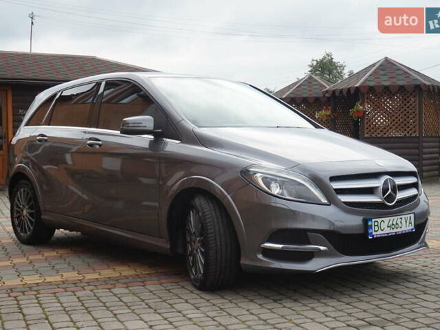 Серый Мерседес Б-класс, объемом двигателя 0 л и пробегом 77 тыс. км за 10995 $, фото 3 на Automoto.ua