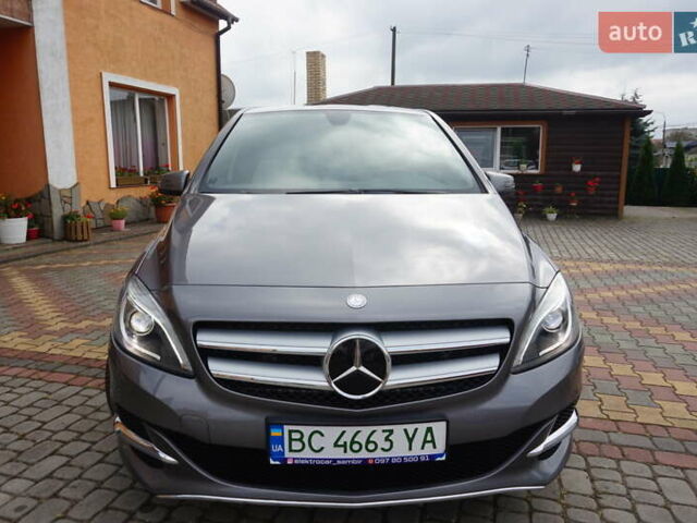 Серый Мерседес Б-класс, объемом двигателя 0 л и пробегом 77 тыс. км за 10995 $, фото 12 на Automoto.ua