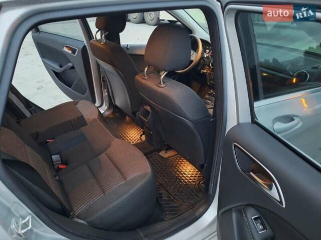 Серый Мерседес Б-класс, объемом двигателя 0 л и пробегом 45 тыс. км за 10500 $, фото 30 на Automoto.ua