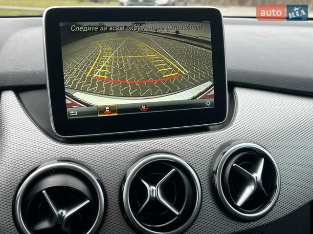 Сірий Мерседес Б-клас, об'ємом двигуна 0 л та пробігом 79 тис. км за 9250 $, фото 27 на Automoto.ua