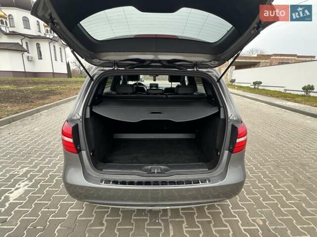 Сірий Мерседес Б-клас, об'ємом двигуна 0 л та пробігом 79 тис. км за 9250 $, фото 8 на Automoto.ua