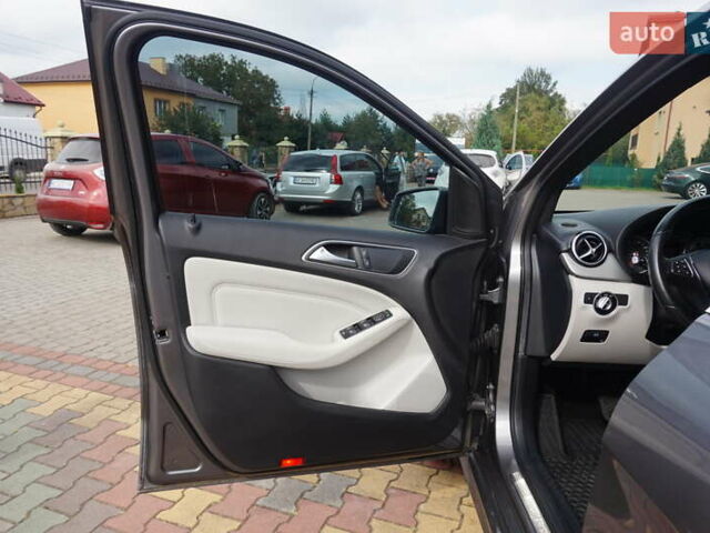 Серый Мерседес Б-класс, объемом двигателя 0 л и пробегом 77 тыс. км за 10995 $, фото 23 на Automoto.ua