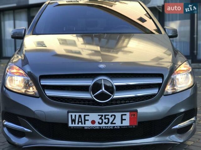 Серый Мерседес Б-класс, объемом двигателя 0 л и пробегом 164 тыс. км за 9599 $, фото 41 на Automoto.ua