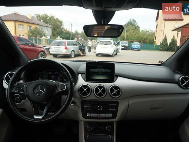 Серый Мерседес Б-класс, объемом двигателя 0 л и пробегом 77 тыс. км за 10995 $, фото 46 на Automoto.ua