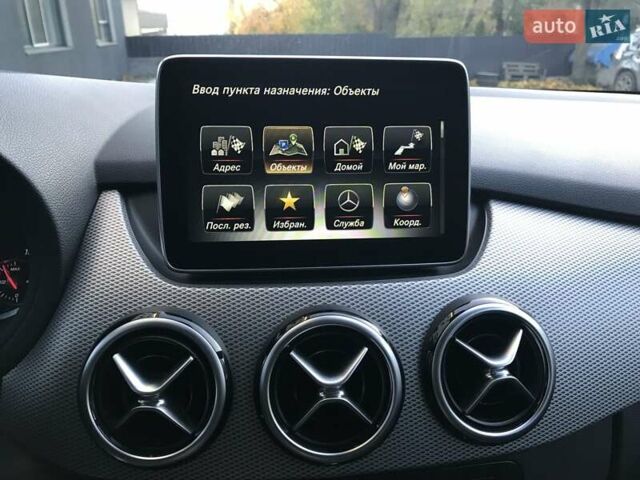 Серый Мерседес Б-класс, объемом двигателя 0 л и пробегом 164 тыс. км за 9599 $, фото 121 на Automoto.ua
