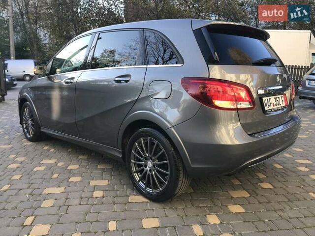 Серый Мерседес Б-класс, объемом двигателя 0 л и пробегом 164 тыс. км за 9599 $, фото 19 на Automoto.ua