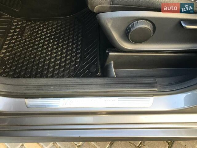 Серый Мерседес Б-класс, объемом двигателя 0 л и пробегом 164 тыс. км за 9599 $, фото 69 на Automoto.ua