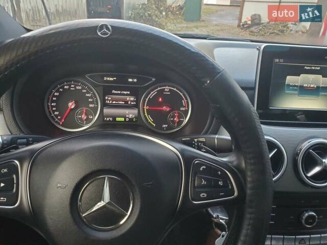 Серый Мерседес Б-класс, объемом двигателя 0 л и пробегом 130 тыс. км за 9000 $, фото 6 на Automoto.ua