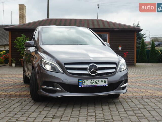 Серый Мерседес Б-класс, объемом двигателя 0 л и пробегом 77 тыс. км за 10995 $, фото 2 на Automoto.ua