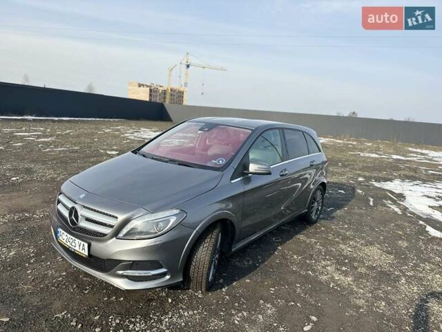 Сірий Мерседес Б-клас, об'ємом двигуна 0 л та пробігом 87 тис. км за 12500 $, фото 5 на Automoto.ua