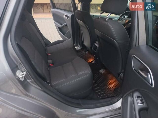 Серый Мерседес Б-класс, объемом двигателя 0 л и пробегом 109 тыс. км за 9300 $, фото 33 на Automoto.ua