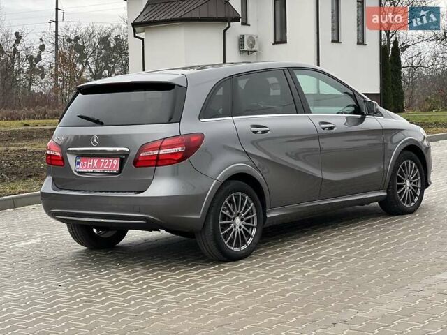 Сірий Мерседес Б-клас, об'ємом двигуна 0 л та пробігом 79 тис. км за 9250 $, фото 14 на Automoto.ua