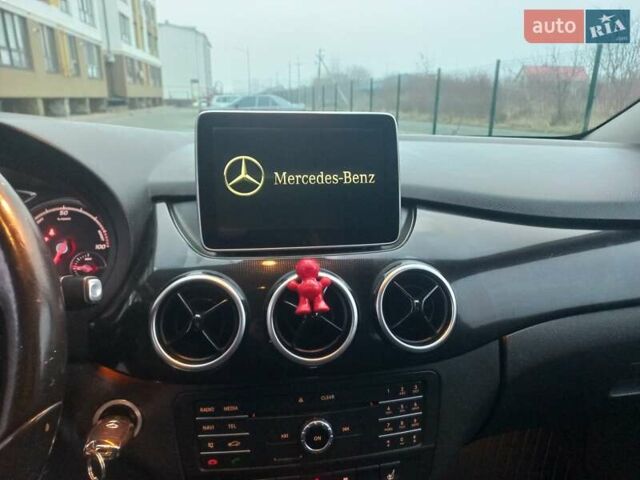 Серый Мерседес Б-класс, объемом двигателя 0 л и пробегом 109 тыс. км за 9300 $, фото 22 на Automoto.ua