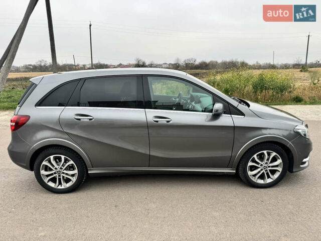 Серый Мерседес Б-класс, объемом двигателя 0 л и пробегом 130 тыс. км за 12500 $, фото 8 на Automoto.ua