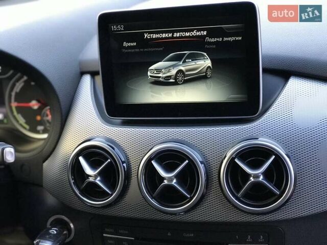 Серый Мерседес Б-класс, объемом двигателя 0 л и пробегом 164 тыс. км за 9599 $, фото 84 на Automoto.ua