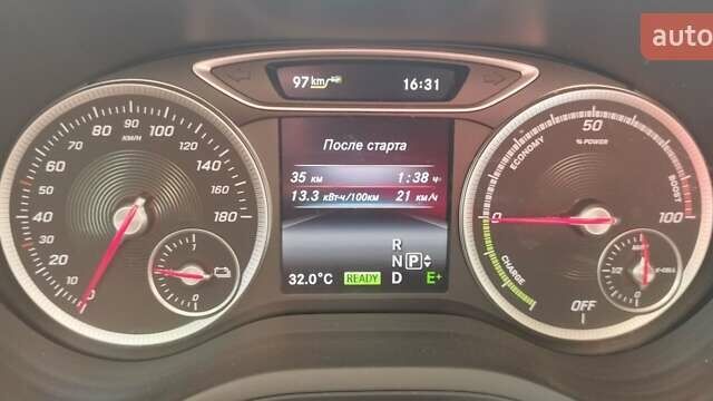 Серый Мерседес Б-класс, объемом двигателя 0 л и пробегом 119 тыс. км за 9400 $, фото 3 на Automoto.ua