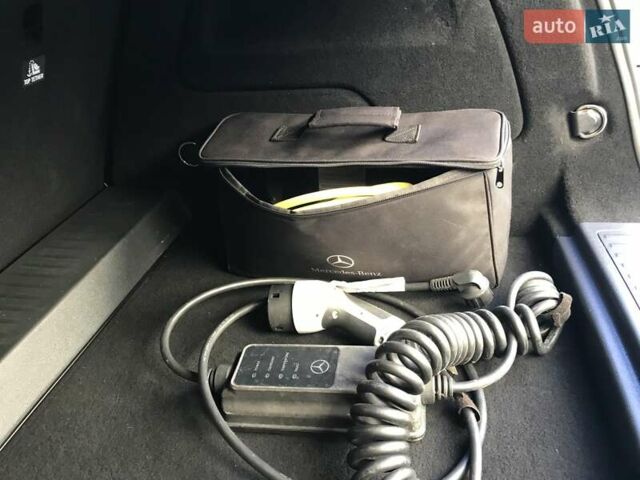 Серый Мерседес Б-класс, объемом двигателя 0 л и пробегом 164 тыс. км за 9599 $, фото 128 на Automoto.ua