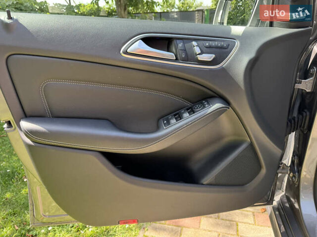 Серый Мерседес Б-класс, объемом двигателя 0 л и пробегом 130 тыс. км за 12500 $, фото 6 на Automoto.ua