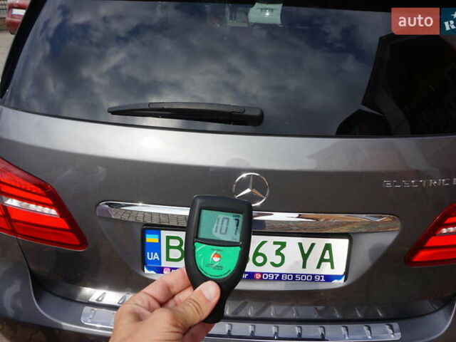 Серый Мерседес Б-класс, объемом двигателя 0 л и пробегом 77 тыс. км за 10995 $, фото 68 на Automoto.ua