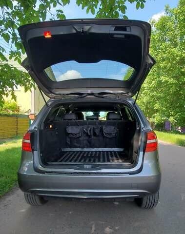 Сірий Мерседес Б-клас, об'ємом двигуна 0 л та пробігом 91 тис. км за 11900 $, фото 18 на Automoto.ua