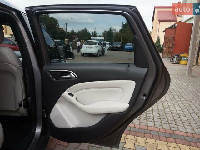 Серый Мерседес Б-класс, объемом двигателя 0 л и пробегом 77 тыс. км за 10995 $, фото 40 на Automoto.ua