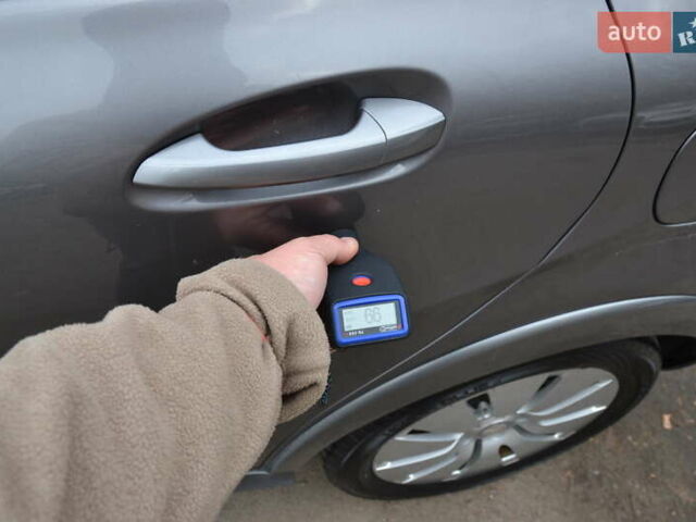 Серый Мерседес Б-класс, объемом двигателя 0 л и пробегом 112 тыс. км за 9999 $, фото 32 на Automoto.ua