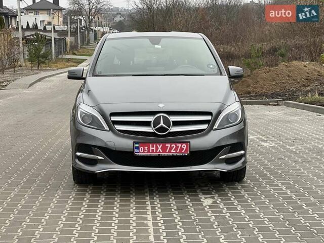 Сірий Мерседес Б-клас, об'ємом двигуна 0 л та пробігом 79 тис. км за 9250 $, фото 7 на Automoto.ua