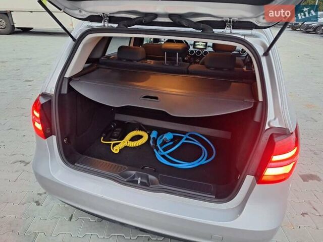 Серый Мерседес Б-класс, объемом двигателя 0 л и пробегом 45 тыс. км за 10500 $, фото 10 на Automoto.ua