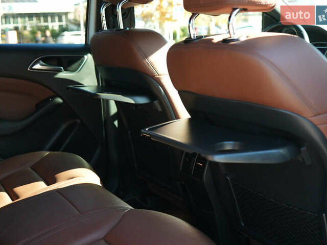 Серый Мерседес Б-класс, объемом двигателя 0 л и пробегом 185 тыс. км за 10200 $, фото 32 на Automoto.ua