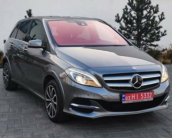 Серый Мерседес Б-класс, объемом двигателя 0 л и пробегом 120 тыс. км за 10400 $, фото 1 на Automoto.ua