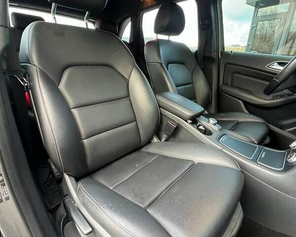 Сірий Мерседес Б-клас, об'ємом двигуна 0 л та пробігом 124 тис. км за 9900 $, фото 27 на Automoto.ua