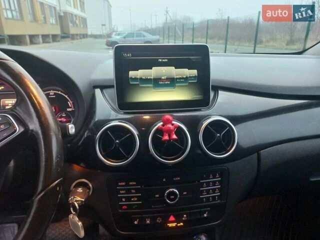 Серый Мерседес Б-класс, объемом двигателя 0 л и пробегом 109 тыс. км за 9300 $, фото 16 на Automoto.ua