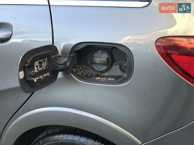 Серый Мерседес Б-класс, объемом двигателя 0 л и пробегом 164 тыс. км за 9599 $, фото 124 на Automoto.ua