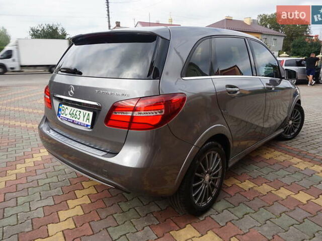 Серый Мерседес Б-класс, объемом двигателя 0 л и пробегом 77 тыс. км за 10995 $, фото 15 на Automoto.ua